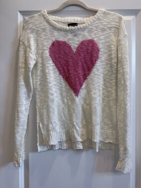 Wet Seal Heart Crewneck Sweater
